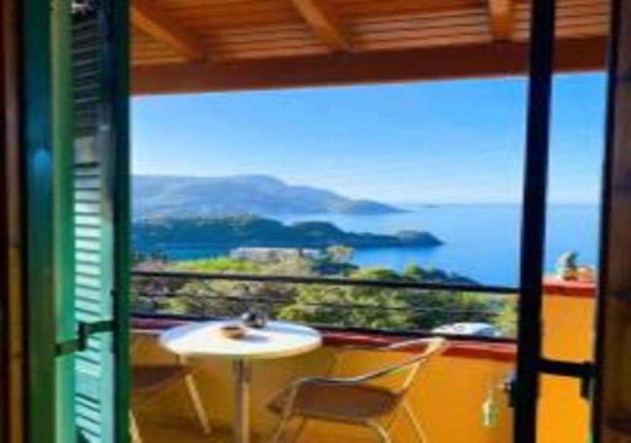 Vassilis Apartments Paleokastritsa Exteriör bild